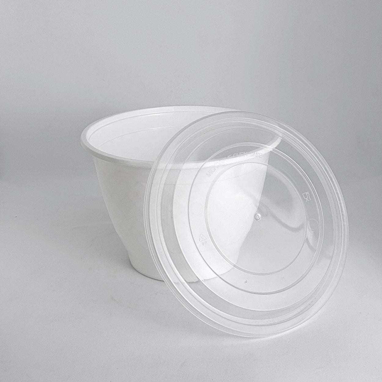 HS142 - Medium Bowl Hard Dome Lid